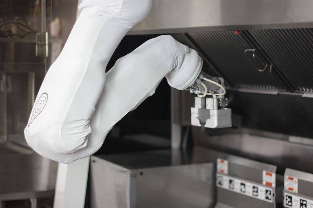 رباتی کاربردی و تخصصی ، برای سرخ کردن چندین ماده غذایی